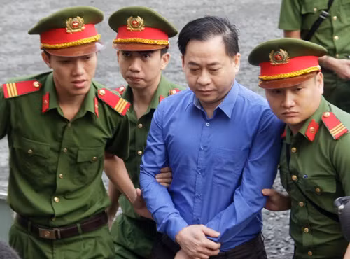 Xet xu dai an Dong A Bank: Chieu nay Vu “nhom” khong den toa