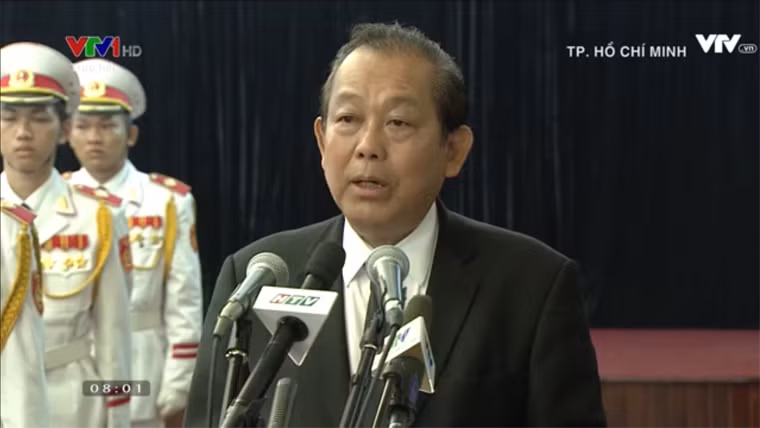 Phó thủ tướng Thường trực Trương Hòa Bình, trưởng ban tổ chức lễ tang điều hành lễ quốc tang.