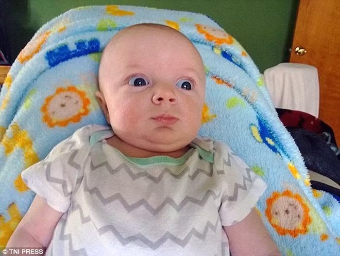 Chúng khóc, chúng cười, thậm chí là căng thẳng, bối rối hay nổi giận. Tất cả các biểu cảm bé sơ sinh khó chịu đều khiến chúng ta mê mẩn.