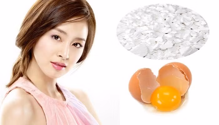 1. Hỗn hợp từ bột sắn dây và trứng gà trị mụn, tàn nhang, giúp da trắng sáng: Tách lòng đỏ trứng gà, trộn đều với bột sắn dây và một ít nước cốt chanh rồi đánh lên. Vào buổi tối trước khi đi ngủ bạn đắp hỗn hợp này lên da khoảng 30 phút sau đó gỡ ra và rửa lại bằng nước ấm. Ảnh: sakurabeauty.com.vn.