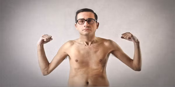 Do suy dinh dưỡng: Lợi chảy máu có thể cho biết sự thiếu hụt chất dinh dưỡng và có thể được sửa chữa bằng cách thực hiện một chế độ ăn uống lành mạnh. Ảnh: benhviemgan.net.