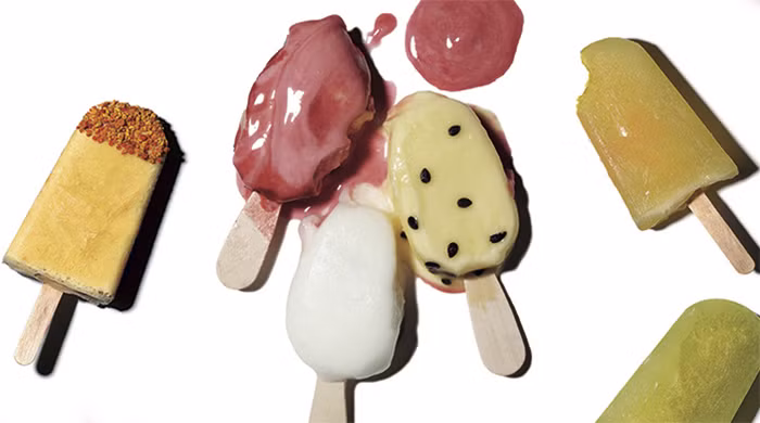 Những ngày tiếp theo, tuần tiếp theo. Kem có thể nâng cao tâm trạng của bạn nhưng các nghiên cứu cho thấy, nếu bạn ăn kem 4-5 lần/tuần có thể khiến cơ thể giảm hưng phấn, khiến mọi người muốn ăn nhiều hơn nữa để tìm lại cảm giác ăn kem ban đầu. Có thể gọi quá trình dài này là nghiện ăn kem. Ảnh: Womanhealth.