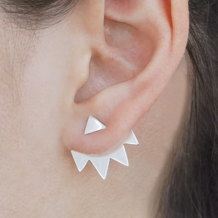 Những hình dạng tròn, vuông, chữ nhật nếu để xa nhau có vẻ như nó thật cứng nhắc, không có gì nổi bật. Nhưng khi được xếp cạnh nhau và qua tay các nhà thiết kế thì nó lại trở nên mỹ miều, mới lạ.