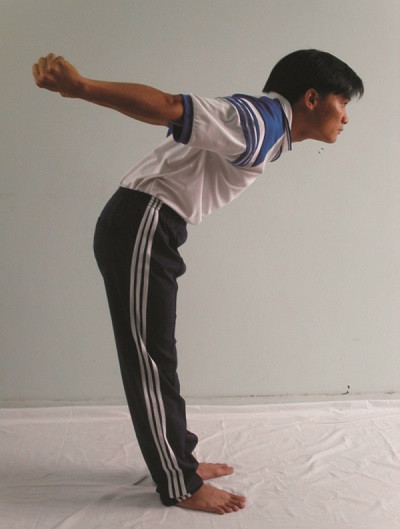 Danh tan mo bung bang xoa bop, bam huyet...-Hinh-2