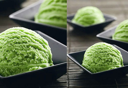 Cho hỗn hợp trứng, sữa và lá dứa vào nồi đun cách thủy. Khuấy cho đến khi hỗn hợp sánh lại. Lọc bỏ lá dứa ra ngoài. Cho kem vào âu và để vào ngăn đá. Khoảng 30 phút lại lấy kem ra đảo đều. Khi kem lá dứa thơm mùi lúa là có thể ăn được. Ảnh: choquevn.com.