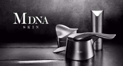 Dòng sản phẩm MDNA Skin được coi là dòng sản phẩm làm đẹp tốt nhất trong các thương hiệu của người nổi tiếng. MDNA Skin có khả năng chăm sóc sâu và đẩy lùi quá trình lão hóa.
