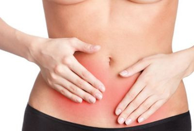 7. Bấm huyệt, giác hơi. Thực hiện việc giác hơi ngay sau khi tiến hành bấm huyệt quanh bụng không những giúp giải độc tố, cơ thể đào thải các chất độc hại từ việc sử dụng rượu bia, các chất kích thích, các chất hóa học hoặc thành phẩm không tốt trong thực phẩm hàng ngày. Ảnh: dvchamsocsuckhoe.com. (Thông tin trong bài chỉ mang tính chất tham khảo, trước khi sử dụng bài thuốc, vui lòng hỏi ý kiến bác sĩ).