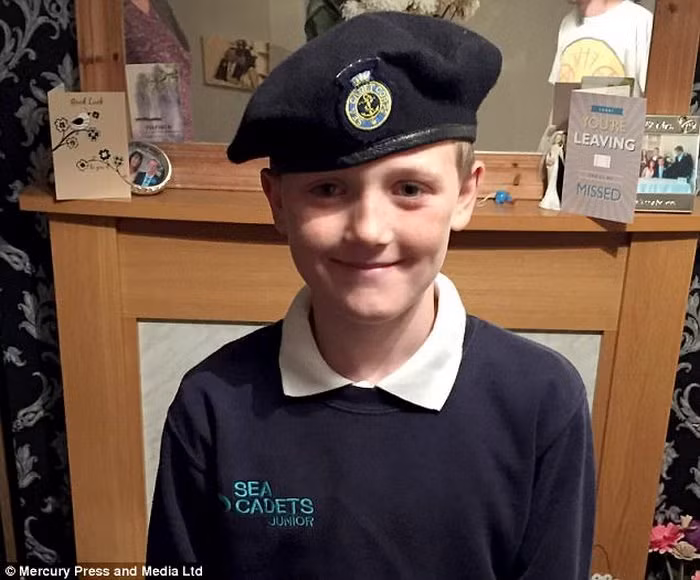 Cậu bé 11 tuổi, Daniel Lord đã được chẩn đoán mắc bệnh ung thư não dạng hiếm. Cậu đã phải trải qua phẫu thuật và hóa trị để vượt qua căn bệnh của mình. Cậu bé là người thứ 2 mắc bệnh này sau 25 năm phát hiện trường hợp đầu tiên.