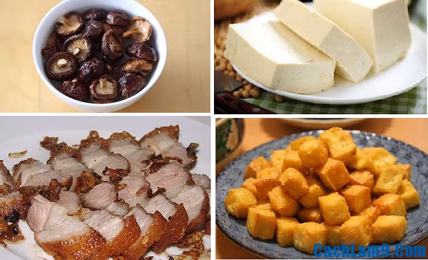 1. Đậu phụ om nồi đất. Nguyên liệu: Đậu phụ, nấm hương, thịt lợn quay, nước hầm xương, cà rốt, đậu cove, muối, gừng, tỏi. Nguyên liệu làm nước sốt: Bột ngô, nước, xì dầu, dầu hào, dầu vừng, rượu. Nấm hương ngâm nước ấm cho nở, rửa sạch, thái lát mỏng. Thái đậu phụ thành từng miếng cho kích cỡ bằng bao diêm. Ảnh: CachLam9.com.