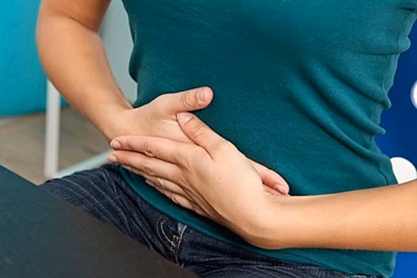 8. Nhiễm trùng tiết niệu: Râu ngô, rau má, mã đề, ý dĩ, sài đất 8-10g nấu sôi trong 1 lít nước, chia ra uống trong ngày, uống liền một tuần lễ. Ảnh: phongkhamtuyetthai.com. (Thông tin trong bài chỉ mang tính chất tham khảo, trước khi sử dụng bài thuốc, vui lòng hỏi ý kiến bác sĩ).