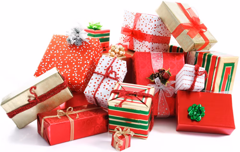 2. Món quà đặc biệt dành tặng bé. Dù mẹ là người bận rộn tới mấy, nếu đã dành thời gian trọn vẹn một ngày cho con, hãy tận dụng một cách triệt để và ý nghĩa nhất. Ảnh: Quatructuyen.com.