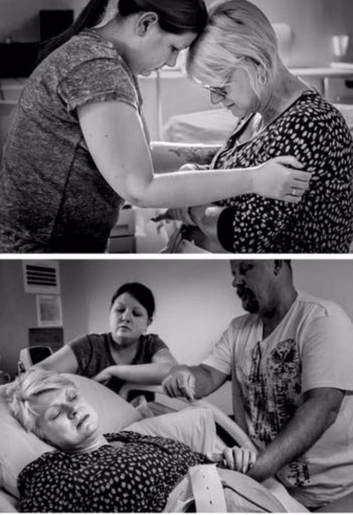 Còn gì xúc động hơn khoảnh khắc đón con chào đời. Những hình ảnh dưới đây cũng vậy, chỉ đơn giản là ghi lại khoảnh khắc cha mẹ lần đầu tiên thấy con trong cuộc đời này và xúc động rơi nước mắt.