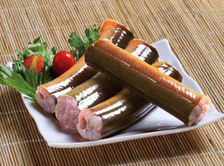 3. Canh lươn nấu bắp chuối hột. Nguyên liệu: Lươn, bắp chuối hột, lá lốt, khế chua, ớt sừng, chanh, ngò gai, hành tỏi băm, tiêu, muối, đường, nước mắm, dầu ăn, hạt nêm. Ảnh: cakholangvudai.com.