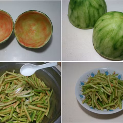 1. Cùi dưa hấu trộn dầu mè. Dưa hấu sau khi lấy sạch phần ruột dưa đỏ bên trong còn lại phần vỏ và cùi dưa. Bào mỏng lớp vỏ xanh bên ngoài còn cùi dưa. Thái cùi dưa thành sợi dài 5cm mỏng 0,4cm. Ảnh: Cooky.vn.