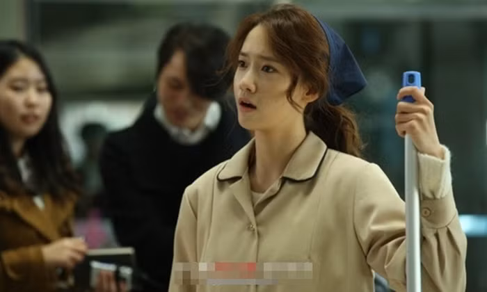 Co nhan nhin lam osin vi qua yeu nguoi dan ong ay