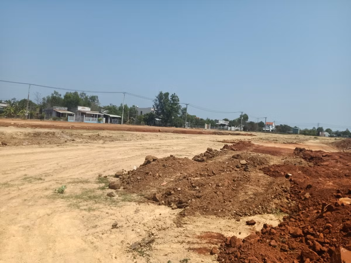 Gói thầu xây dựng 18 tỷ, Tín Nghĩa Xuyên Mộc tham dự đã hủy - Hình 9 Goi thau xay dung 18 ty, Tin Nghia Xuyen Moc tham du da huy-Hinh-9