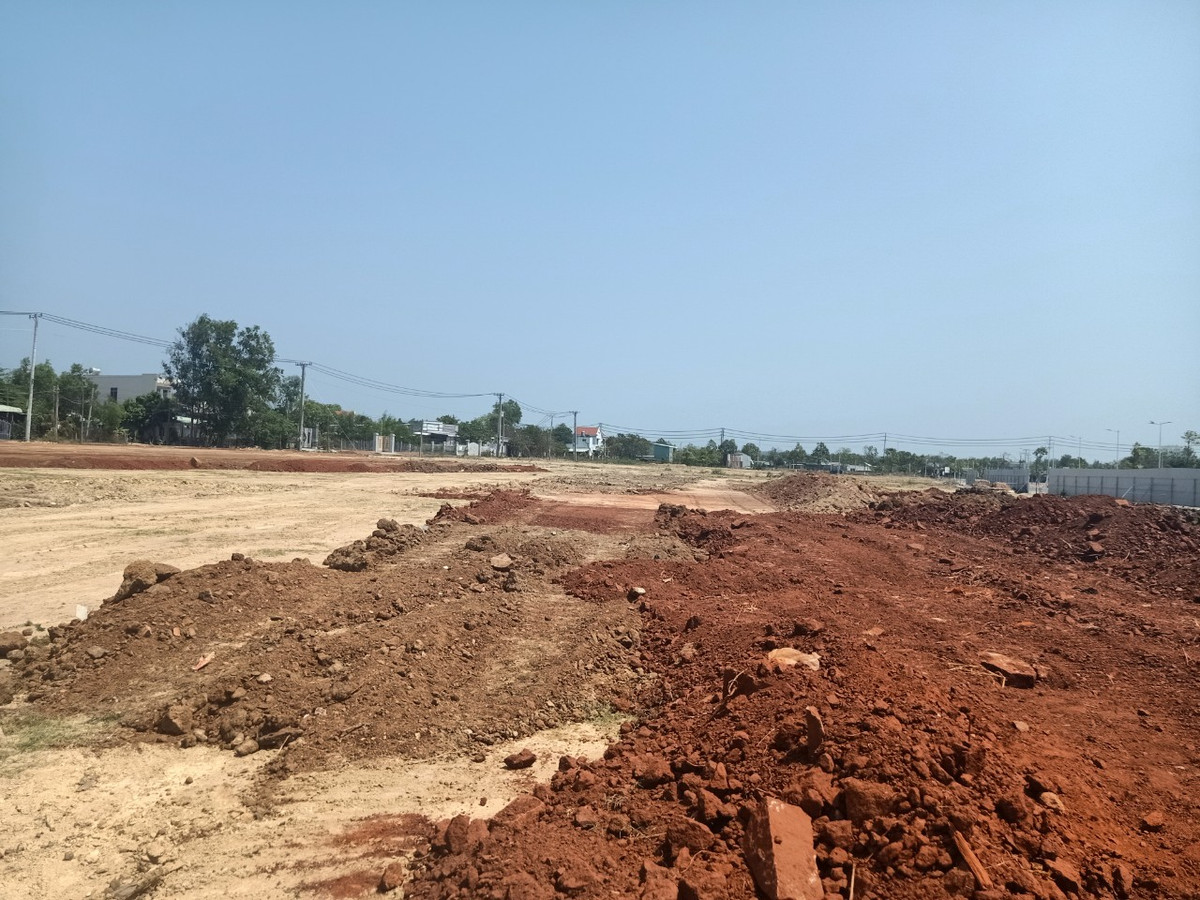 Goi thau xay dung 18 ty, Tin Nghia Xuyen Moc tham du da huy-Hinh-8