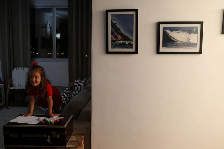 Cha của Nina hy vọng việc làm của Nina sẽ giúp truyền cảm hứng cho tình yêu và sự đồng cảm, đồng thời xóa bỏ thái độ thờ ơ của người dân về vấn đề bảo vệ môi trường ở Brazil.