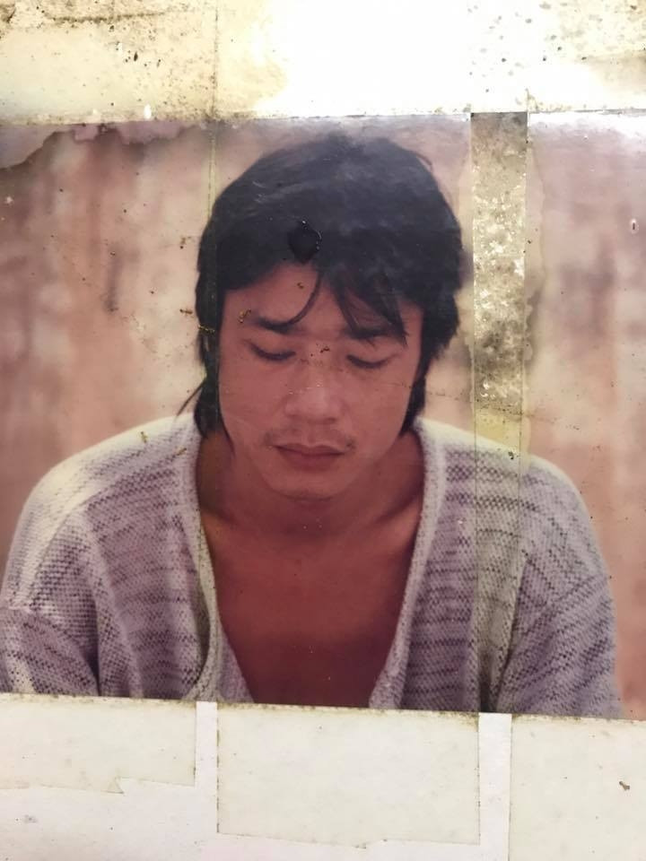 Về cuộc sống đời thường, trên trang cá nhân vợ chồng nam nghệ sĩ thường xuyên đăng tải ảnh gia đình. Đặc biệt mới đây vợ Võ Hoài Nam chia sẻ một số tấm ảnh chụp thời trẻ của anh. Nhiều người phải trầm trồ bởi gương mặt điển trai, lãng tử của ngôi sao “Cảnh sát hình sự” ngày nào.