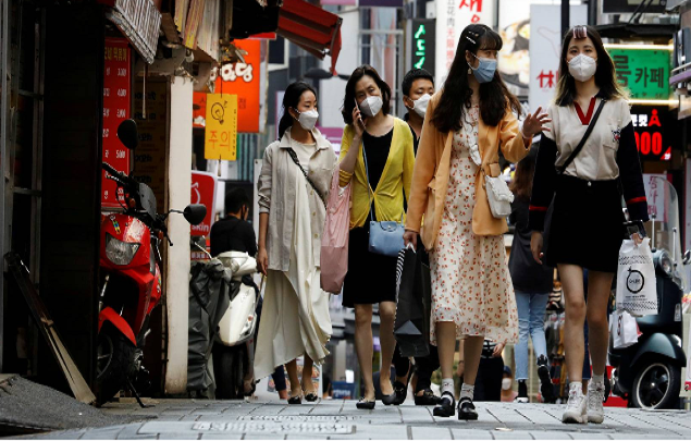 Bao COVID-19 lai “can quet”, Han Quoc ung pho the nao?-Hinh-8