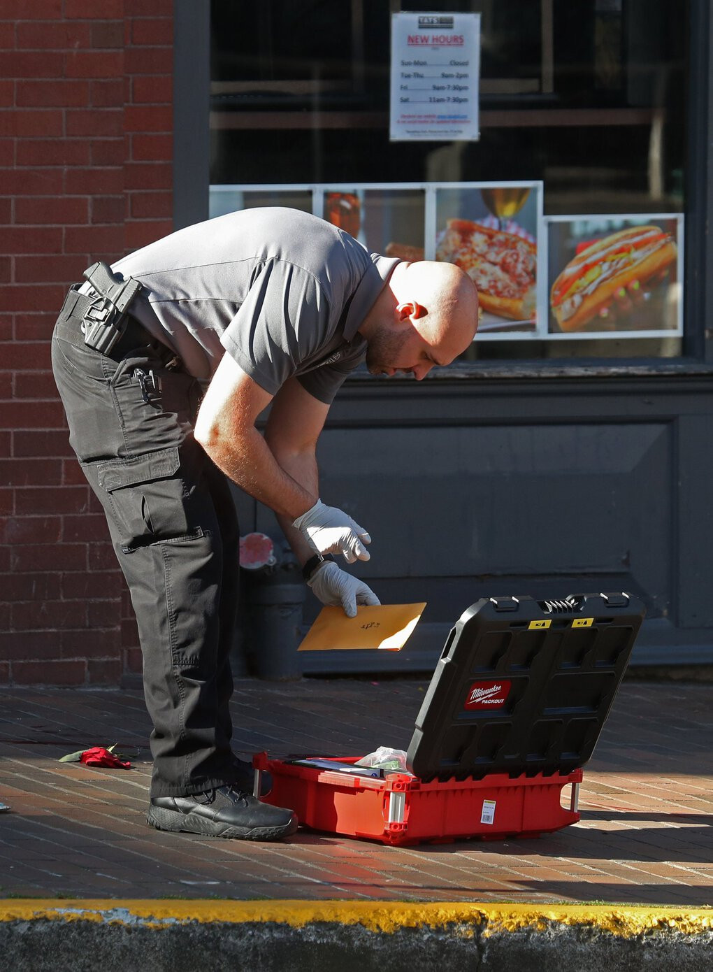 Cảnh sát cho biết, các nhà chức trách đang mở cuộc điều tra 4 vụ xả súng vừa xảy ra tại Seattle, và đề nghị người dân hỗ trợ cung cấp thông tin liên quan. Ảnh: ST.