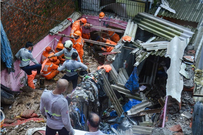 30 người chết trong vụ sạt lở nghiêm trọng ở Ấn Độ - Hình 2 30 nguoi chet trong vu sat lo nghiem trong o An Do-Hinh-2