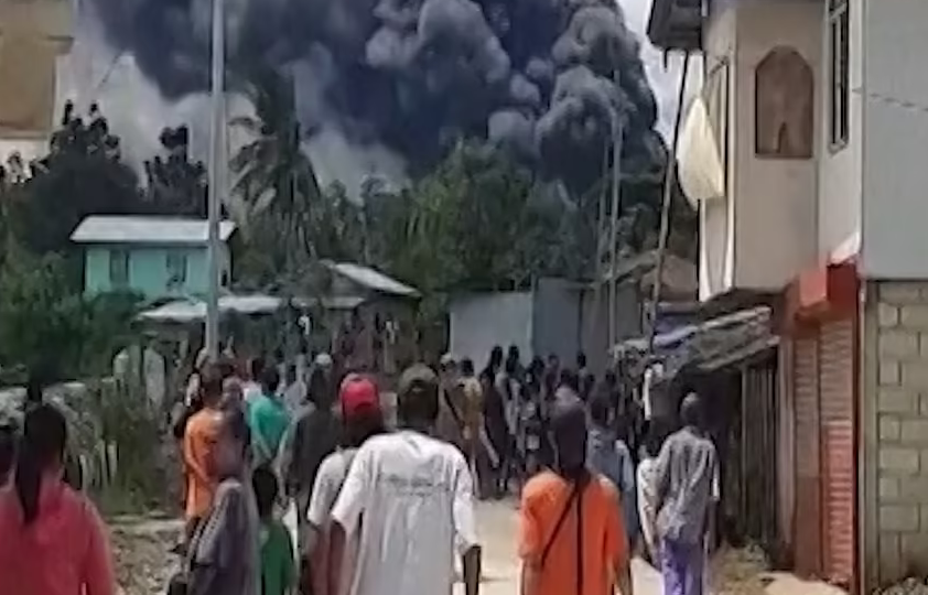 Một phát ngôn viên Quân đội Philippines cho biết, trước khi thảm kịch xảy ra, không có dấu hiệu của bất kỳ cuộc tấn công nào nhằm vào máy bay. Tuy nhiên, một cuộc điều tra vẫn chưa được tiến hành do đang tập trung vào công tác cứu hộ, chữa trị cho nạn nhân bị thương.