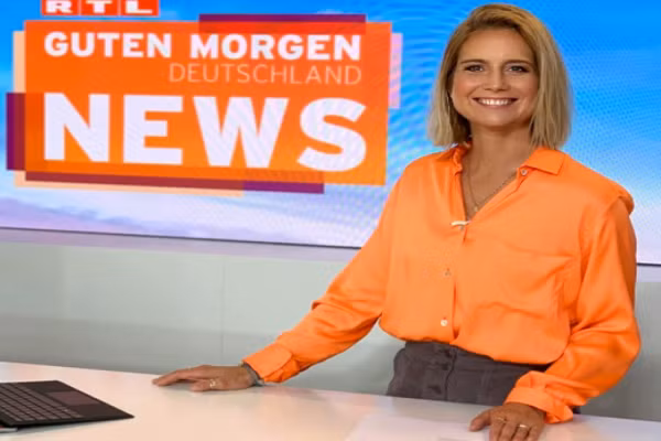 Boi bun dat len nguoi sau tran lu, nu phong vien bi sa thai