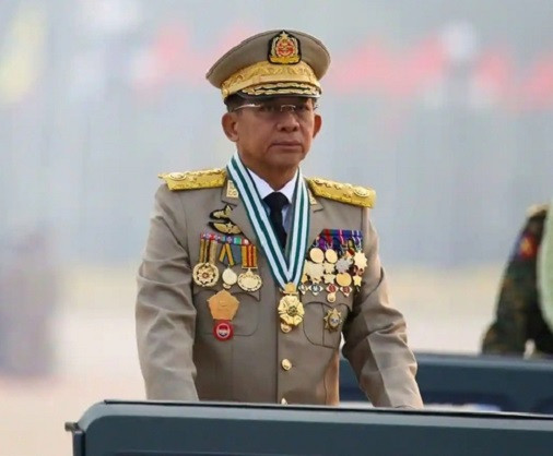 Lãnh đạo quân đội Myanmar Min Aung Hlaing (ảnh) ngày 28/7 đã chỉ đạo tại cuộc họp điều phối rằng phải tăng cường hợp tác với cộng đồng quốc tế, và Myanmar nên đề nghị quỹ ứng phó khẩn cấp với COVID-19 của ASEAN hỗ trợ. Ảnh: Reuters.