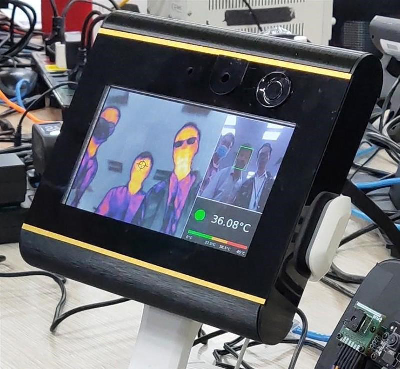 Vingroup sản xuất máy thở và máy đo thân nhiệt chống COVID-19 - Hình 2 Vingroup san xuat may tho va may do than nhiet chong COVID-19-Hinh-2