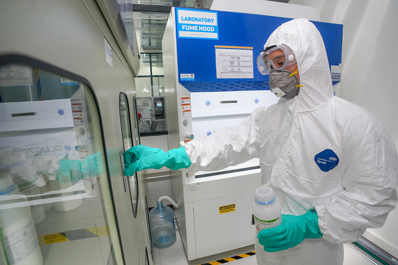 Vingroup sản xuất máy thở và máy đo thân nhiệt chống COVID-19 - Hình 3 Vingroup san xuat may tho va may do than nhiet chong COVID-19-Hinh-3