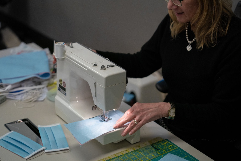 Báo cáo này trùng khớp với các yêu cầu cung cấp thêm thiết bị của các thống đốc, nhân viên y tế và bệnh viện, nhưng nó lại trái ngược hoàn toàn với những tuyên bố của Tổng thống Donald Trump. Ảnh:New York Times.