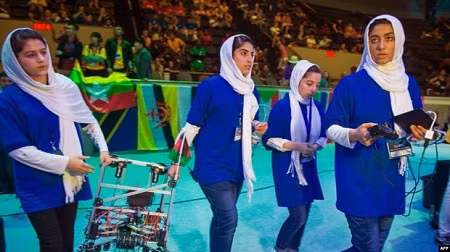 Che tao may tho tu cac bo phan xe o to cu