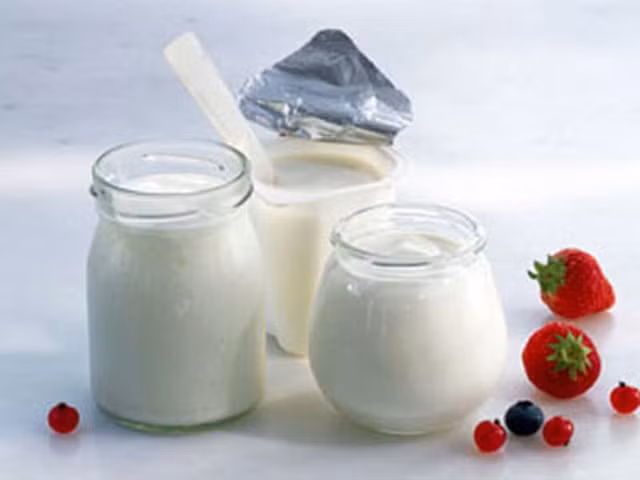 (Dung) Sua chua rat tot nhung 8 kieu an nay khong khac nao ruoc hoa vao than-Hinh-2