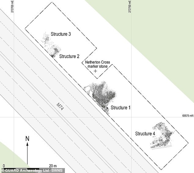 Trong số này, con dao găm được làm từ sắt. Các chuyên gia suy đoán cổ vật này có thể có từ thời Đồ sắt.
