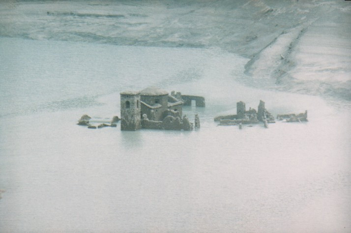 Kể từ đó, ngôi làng Fabbriche di Careggine "biến mất" khỏi mặt đất, không còn được nhìn thấy.