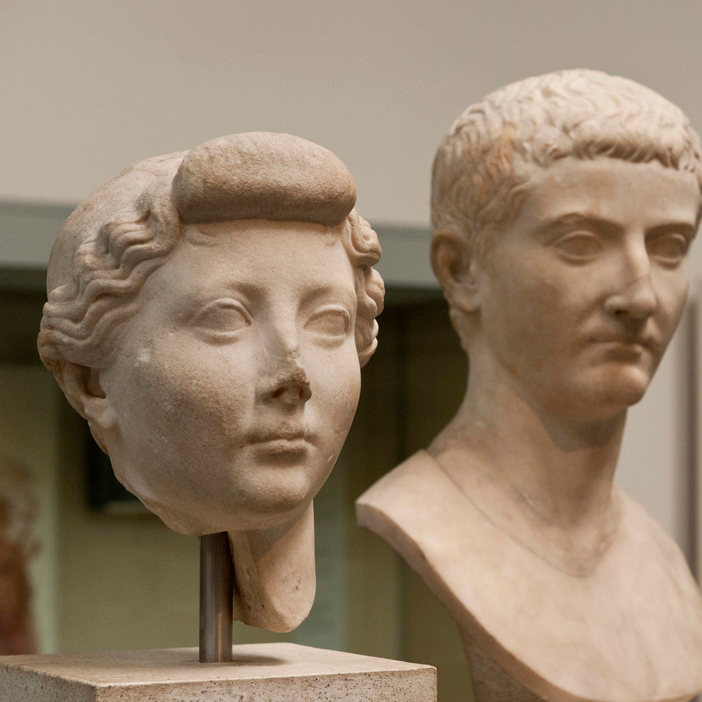 Trong cuộc hôn nhân này, vợ chồng Livia có 2 con trai và đặt tên là Tiberius, Drusus.