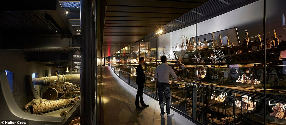 Mới đây, các nhà nghiên cứu thuộc Đại học Cardiff công bố kết quả nghiên cứu về 8 bộ hài cốt tìm thấy bên trong xác tàu Mary Rose.