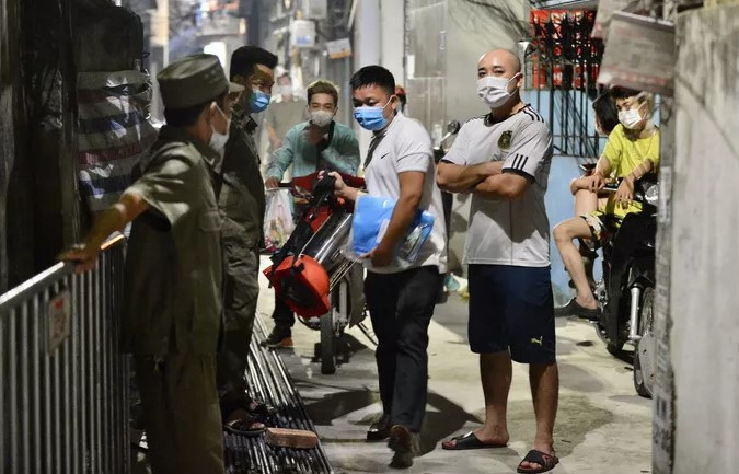 Can canh phong toa ngo pho trong dem vi co ca duong tinh SARS-CoV-2-Hinh-5