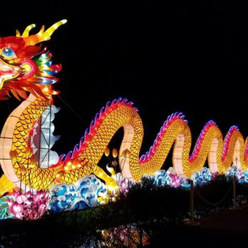 Trong số này có việc người xưa sáng tạo ra loài rồng sở hữu những đặc điểm nổi trội khác với động vật có thật như biết bay, thở ra lửa, "gọi" mưa...