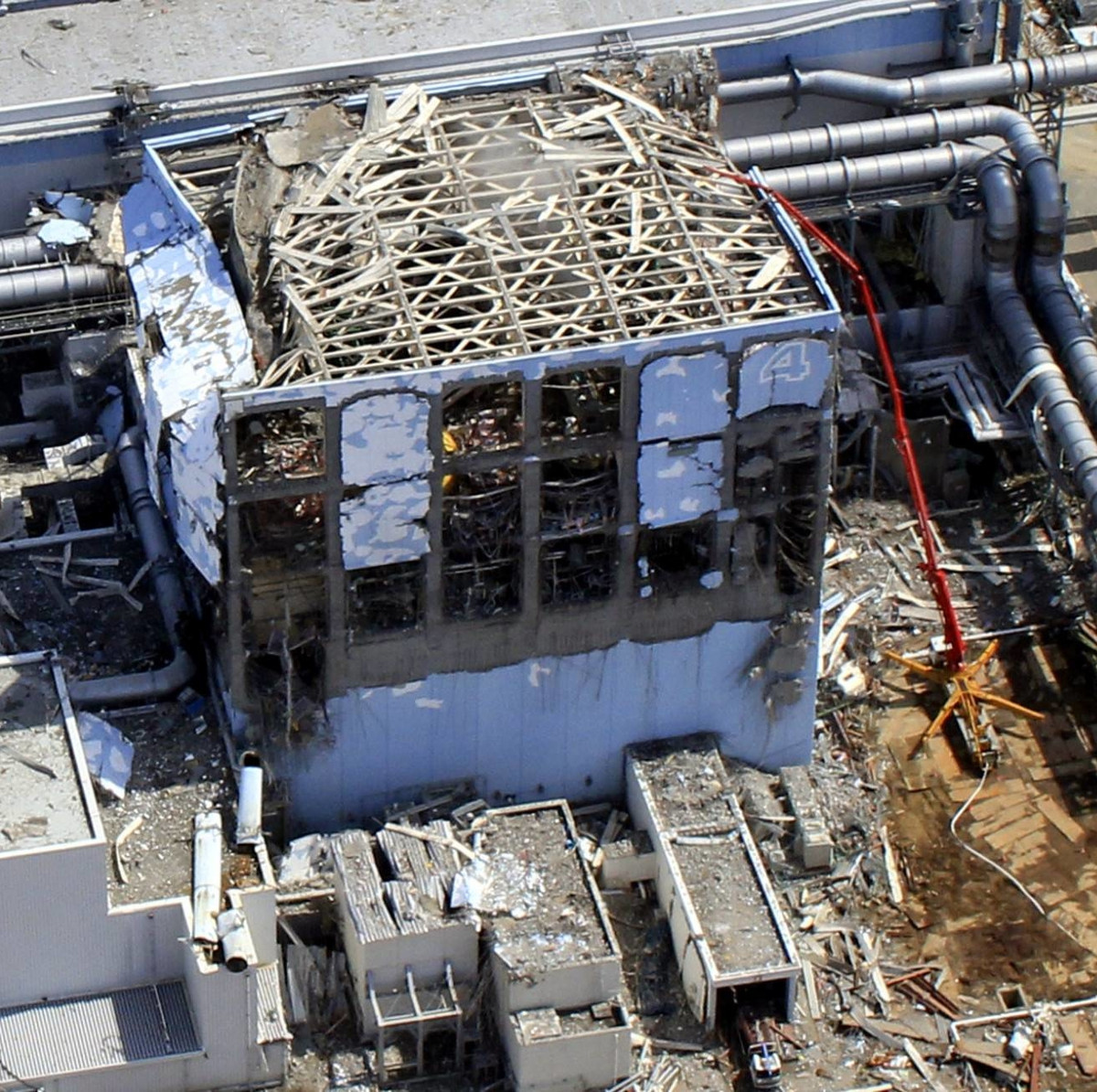 Theo đó, trước khi xảy ra thảm kịch, Nhật Bản có 54 lò phản ứng hạt nhân hoạt động. Khi áp dụng tiêu chuẩn mới, hiện có 9 lò phản ứng hạt nhân thương mại được chính quyền Nhật Bản phê duyệt. Trong số này, 4 lò phản ứng hạt nhân đang hoạt động.