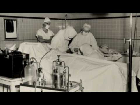 Theo lệnh Hitler, các nhà khoa học phát xít Đức tiến hành một thí nghiệm phi nhân tính trên cơ thể con người là triệt sản.