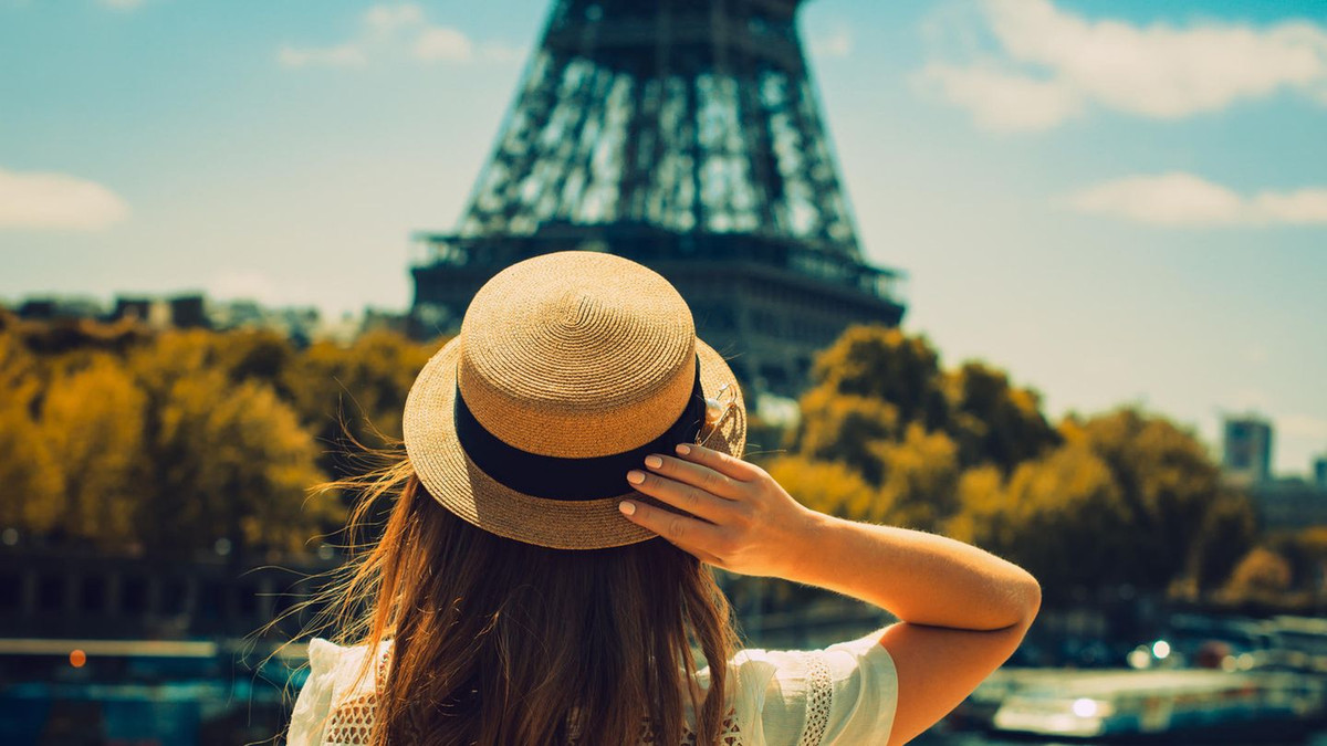 Đến nay, các chuyên gia vẫn chưa thể tìm ra nguyên nhân khiến một số người mắc hội chứng Paris. Do chỉ có một tỷ lệ nhỏ người mắc hội chứng bí ẩn trên nên nó không ảnh hưởng lớn đến hàng triệu người thích du lịch. Họ là những người luôn muốn đến thủ đô Paris hoa lệ để có những trải nghiệm du lịch thú vị.