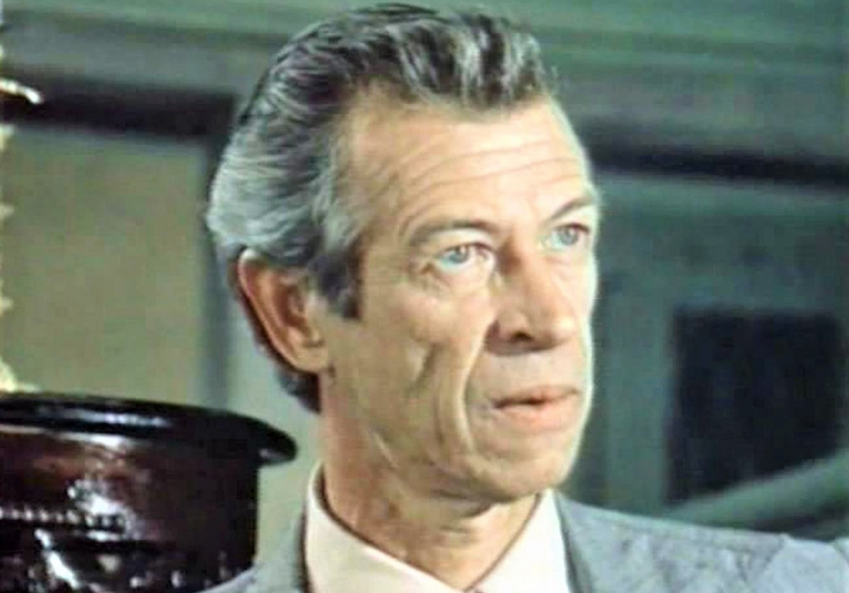 Thế chiến 2 là một trong những cuộc chiến khốc liệt và đẫm máu nhất lịch sử nhân loại. Trong cuộc chiến cam go này, một số binh lính thuộc hàng ngũ Đức quốc xã gây chú ý khi che giấu quá khứ để trở thành diễn viên và thành danh ở Liên Xô. Kaljo Kiisk là một trong số đó.