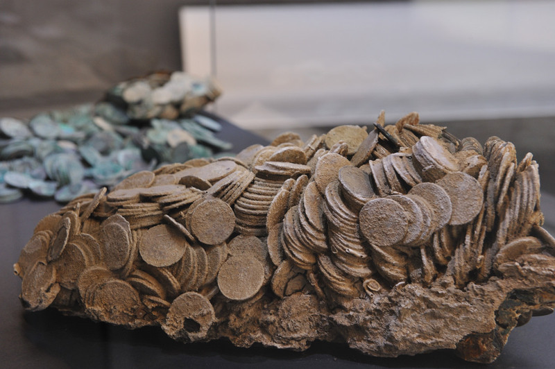 Đến năm 2011, tòa án tuyên bố OME phải trả lại kho báu đã trục vớt cho chính phủ Tây Ban Nha. Tuy nhiên, công ty này thực hiện kháng cáo nhưng bị bác bỏ. Vì vậy, năm 2012, kho báu được trao trả lại cho Tây Ban Nha.