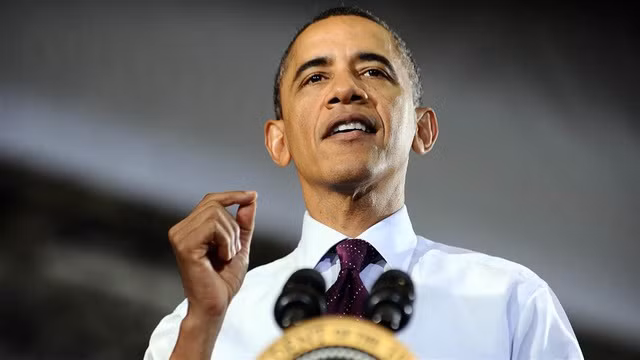 Ông Obama gây tò mò hơn khi tiết lộ rằng bản thân cũng rất hứng thú đến các chương trình nghiên cứu về sự sống ngoài hành tinh của Chính phủ Mỹ kể từ khi ông được bầu làm Tổng thống Mỹ năm 2008.