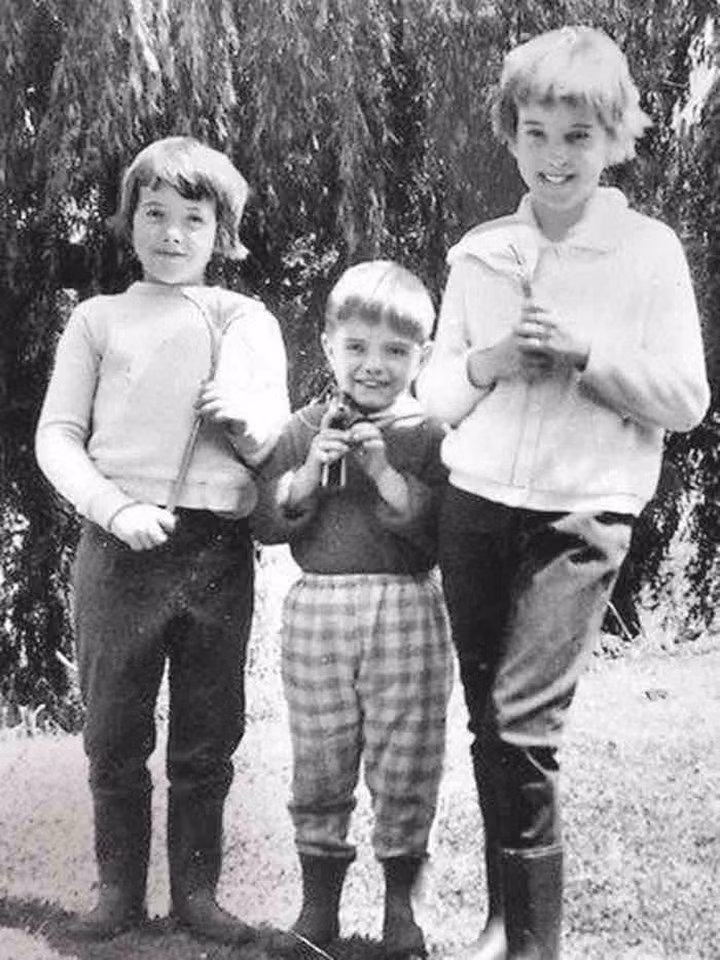 Suốt nhiều tháng điều tra, cảnh sát không tìm được bất cứ dấu vết nào để tìm ra tung tích của 3 đứa trẻ mất tích bí ẩn.