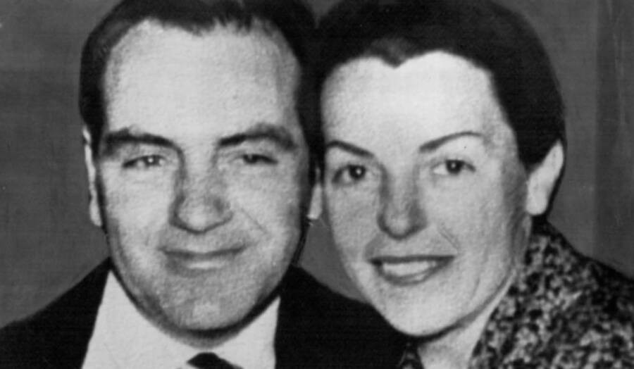 Bố mẹ của 3 đứa trẻ là Jim Beaumont và Nancy Beaumont. Gia đình 5 người sống trong một ngôi nhà ở ngoại ô ven biển của thành phố Adelaide, phía Nam Australia.