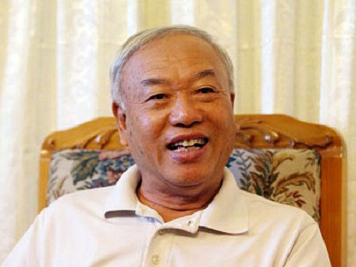 4. Đồng chí Nguyễn Văn An Ông Nguyễn Văn An sinh ngày 1/10/1937, quê quán tại xã Mỹ Tân, ngoại thành Nam Định, tỉnh Nam Định. Ông từng là Đại biểu Quốc hội khoá VII; Uỷ viên Uỷ ban Kinh tế - Kế hoạch và Ngân sách của Quốc hội; Bí thư Tỉnh uỷ Hà Nam Ninh; Uỷ viên Ban Chấp hành Trung ương Đảng khóa VI, VII, VIII, IX; Ủy viên Bộ Chính trị; Trưởng ban Tổ chức Trung ương; Ông được làm Chủ tịch Quốc hội từ 27/6/2001 - 27/6/2006.