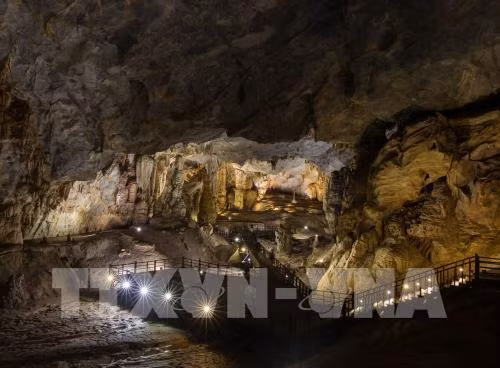 Hang động dài 31,4 km, được phát hiện lần đầu tiên bởi Hiệp hội hang động Hoàng gia Anh vào năm 2005. Ảnh: TTXVN phát